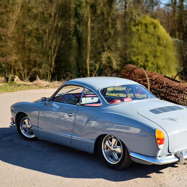 Karmann Ghia 1971 re-trimmed