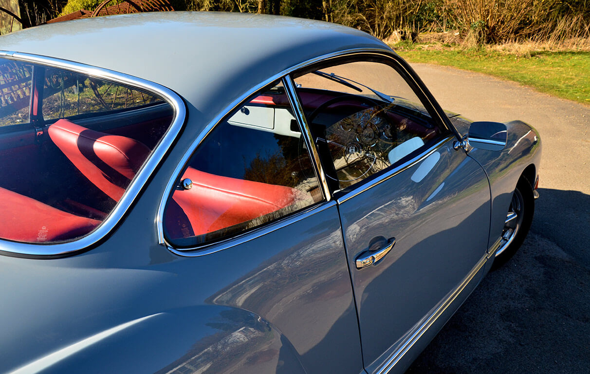Classic Car Trimming • W.G Upholstery