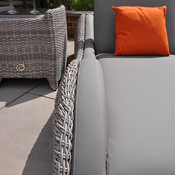 Straight line top-stitching